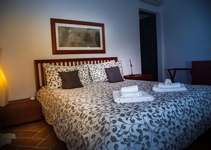 迪莫拉格拉齐亚度假屋 *