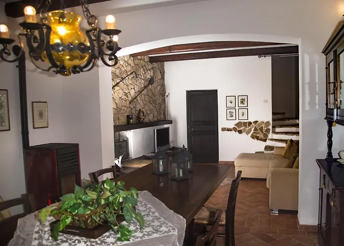 度假居 迪莫拉格拉齐亚度假屋 *